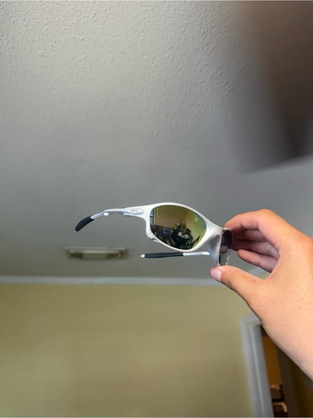 Oakley Men’s White Sports Sunglasses with Gold Mirrored Lenses